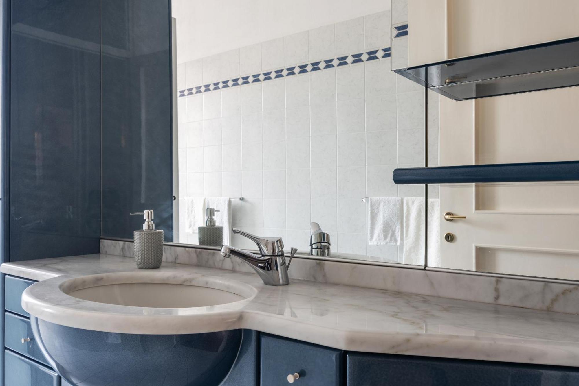 Il Bilocale Con Terrazzo Dei Marchesi Apartment Milano Ngoại thất bức ảnh